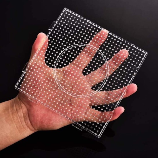 H&W Lot de 4 planches de perles fusibles de 5 mm, grands kits de panneaux perforés transparents, avec 4 papiers cadeau (WA3-Z1) H&W Lot de 4 planches de perles fusibles de 5 mm, grands kits de panneaux perforés transparents, avec 4 papiers cadeau (WA3-Z1)