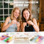 Dowsabel Kit de 3 boîtes de perles en argile pour fabrication de bracelets, 10 800 perles pour la fabrication de bijoux, perles de lettres pour bracelets d'amitié, cadeaux d'art et d'artisanat pour filles et adultes